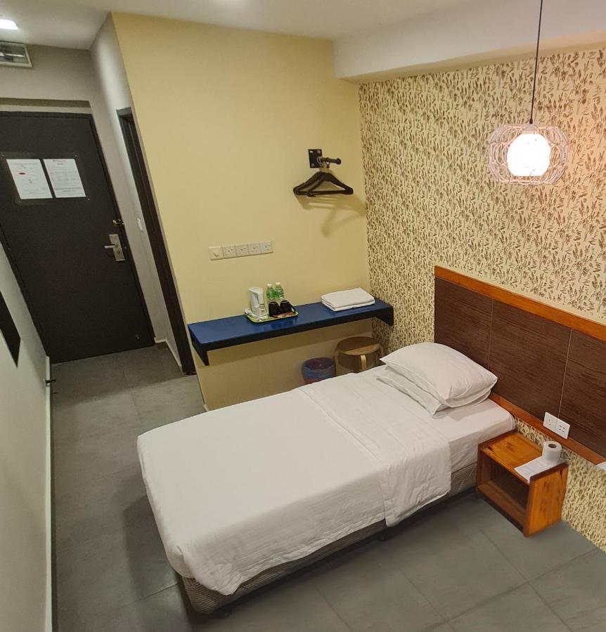 קואלה ליפיס Hotel Bestari מראה חיצוני תמונה