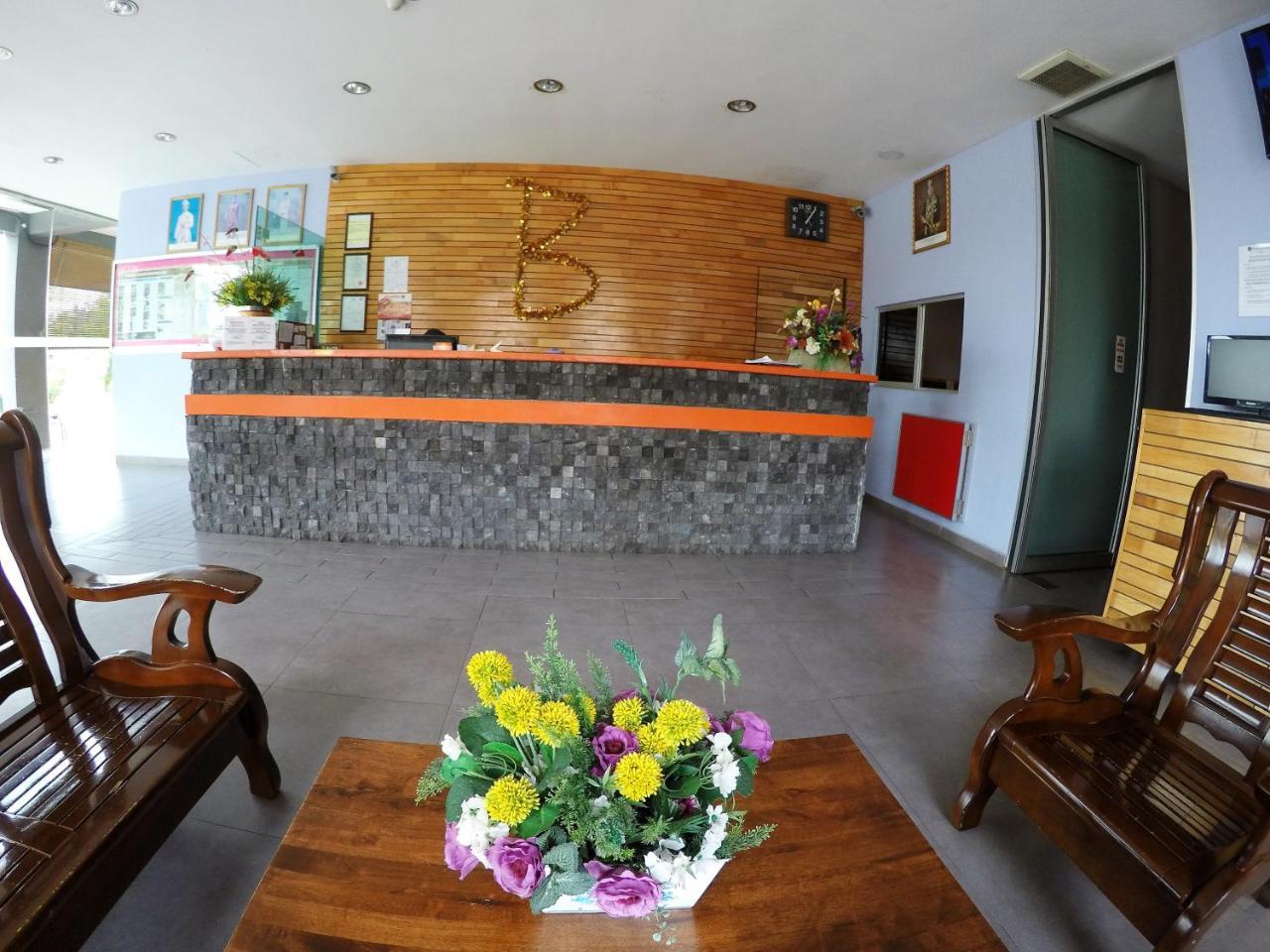 קואלה ליפיס Hotel Bestari מראה חיצוני תמונה
